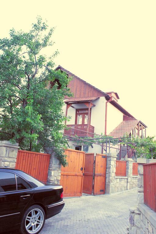 Guesthouse Dariali Mtsʼkhetʼa Bagian luar foto